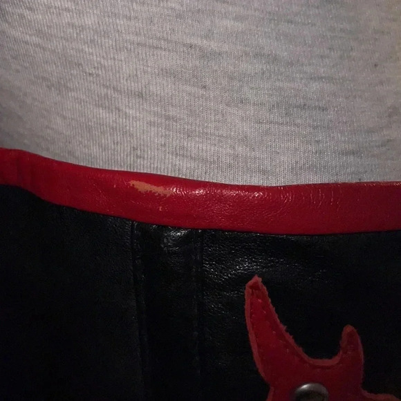 Alter Ego Black/Red Goth Renaissance Lamb Leather Lace Up Corset 34 - Picture 3 of 16